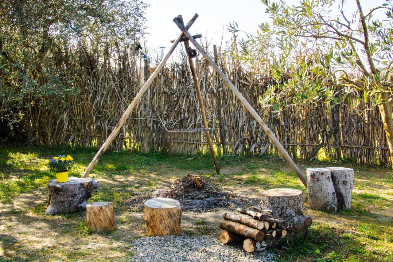 2 Cuori E 1 Yurta Glamping In Tuscany - Adults Only Asciano Exterior foto
